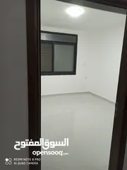  2 شقه للايجار في بيرزيت فيل مدخل الجامعه