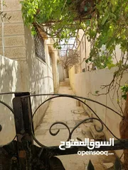  4 منزل للبيع طابقين ،المستندة