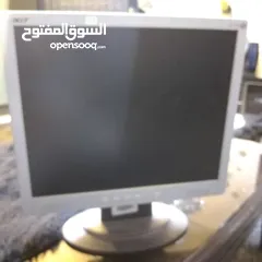  3 شاشة كمبيوتر أيسر للبيع