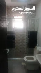  11 شقة أرضية للبيع
