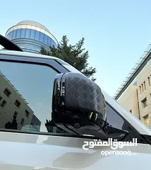  12 لاند روفر ديفندر 110 موديل 2023