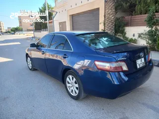  5 تيوتا كامري لون كحلي مميز فحص 4 جيد فل الفل بفتحه بسعر مغري قابل للبدل