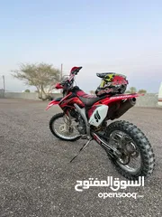  4 للبيع هوندا crf 450 او البدل بما يناسب