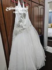  1 فستان عروس ابيض