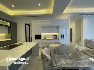  25 Fully furnished villa for rent in Abdoun  ( Property 38332 )-174796325
