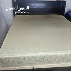 2 فرشه تخت زنبركيه مستعملة شبة جديدة