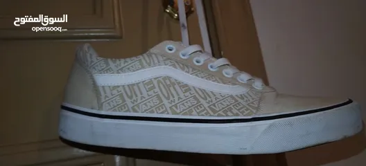  2 Vans Size 42.5 waterproof