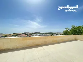  9 شقة طابقية (سكن خاص) للبيع بإطلالة (بانارومية) وجميلة جداً على السيتي مول وحدائق الحسين وقرب مكة مول