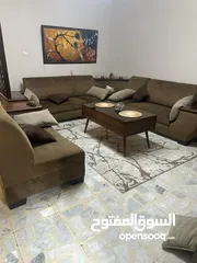  6 كنب نظيف للبيع بسعر مغري