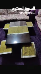  1 طقم كنب  و طاولة وسط و برداي و سجاد بحالة جيدة
