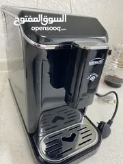  2 مكينة اسبريسو مع حليب تبخير   Espresso machine with steaming milk