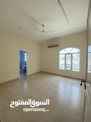  14 غرفة مع اثاث للعوائل والموظفات في الحيل الشماليه خلف مستشفى ابولو / يشمل الفواتير