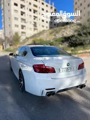  2 Bmw 520i 2013