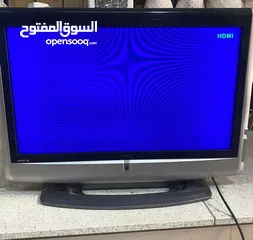  9 LCD TV with HDMI