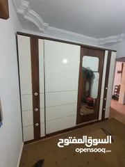  1 دولاب للبيع