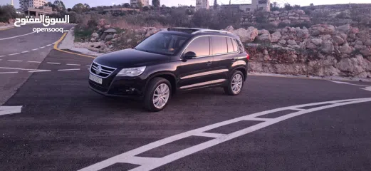  7 جيب تيجوان موديل 2010-اتومتيك-ماتور 2000تربوا -بنزين فل فل اضافات مع فتحة سقف بنوراما-فحص شركة ونخب