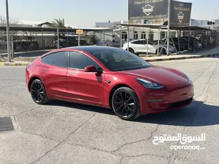  4 تسلا MODEL 3 موديل 2020  ستاندر بلس حرره خمري مميزه