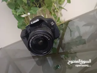  1 Canon D600. Camera