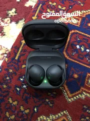  1 Samsung Galaxy Buds 2 Pro