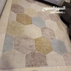  3 سجادتين صيدا نفس النقشة للبيع  المقاسات مترين بثلاث و 1،6 ×2،3متر