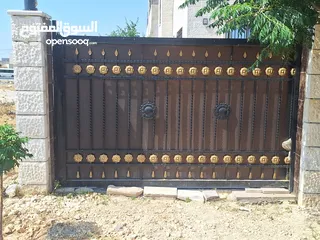  2 بابين حديد ثقيل