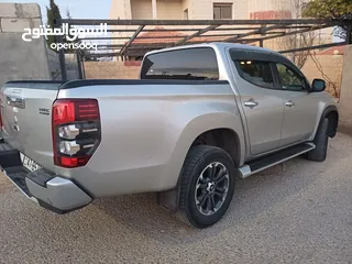  8 متسوبيشي L200 للبيع