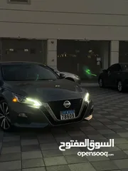  1 نيسان صالون ألتيما SR 2020 نظيف بحادث بسيط جداً