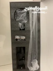  2 Hyperx solo cast microphone and stand