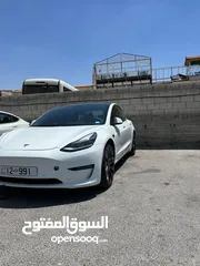  3 Tesla Model 3 Long Range DualMotor performance 2022 ....