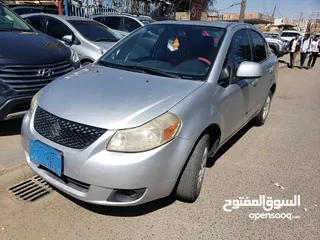  2 2013 سزوكي SX4 أمريكي