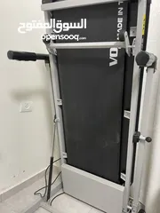  5 فرصة نادرة! جهاز مشي احترافي VO2 Space بحالة الوكالة (كالجديد تماماً) قابل للطي
