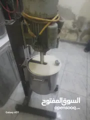  12 عده مطعم  ماكنه حمص ومجلى وصاج فلافل وجره فول ستيل