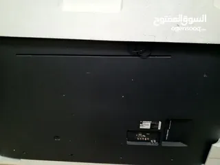  2 تلفاز LG بسعر 4000 شيكل ويمكن التفاوض بالسعر شاشته محروقة