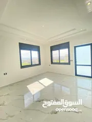  4 شقة خلف بن العميد طابق ثاني فني  حديثة البناء من المالك مباشرة بدون عمولة