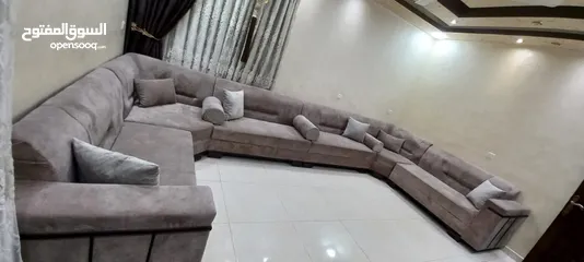  1 طقم كنب أستعمال اسبوعين للبيع بسعر مغري جداً  كامل التفاصيل موجودة داخل الاعلان