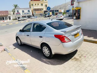  8 Nissan Versa