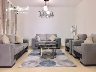  7 خلف الجاسمن مباشرة