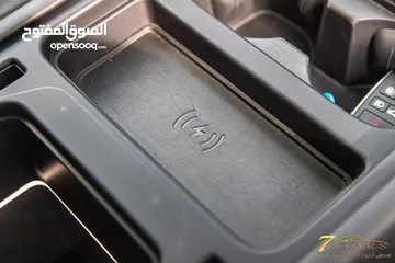  25 Land Rover Defender 2024 Hse  Black Edition Plug in hybrid   السيارة وارد و كفالة الشركة