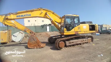  1 حفارة  komatsu PC300