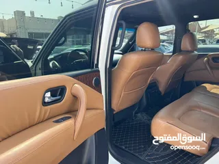  2 Nissan Patrol 6V gcc 2017