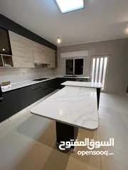  8 شقة طابقية 364م سوبر ديلوكس في أجمل مناطق الكرسي/ ref 1702