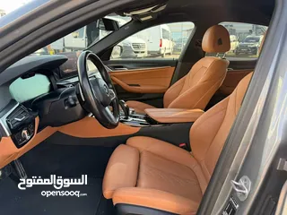  10 للبيع BMW 530e Plug-in Hybrid M Sport موديل 2022