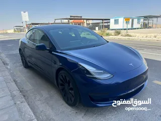  1 تيسلا 2021 بيرفومنس Tesla