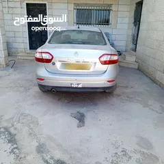  5 رينو مشطوب للبيع