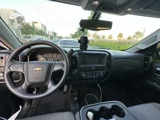  4 Chevrolet Silverado 2017