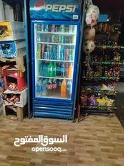  3 ميني ماركت للبيع