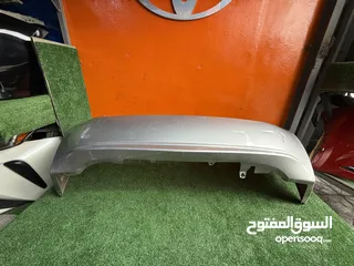  12 طمبون خلفي تويوتا بريوس 2010-2015  اصلي مستعمل ياباني بحالة جيده موضوح بصور  Toyota Prius 2010-2015