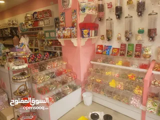  10 محل شوكولاته وعصائر ومناسبات لبيع كامل بالبضاعه والاجهزة