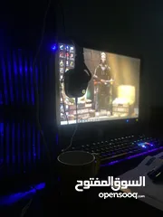  1 كمبيوتر بحالة ممتازة ما اشتغل اشي