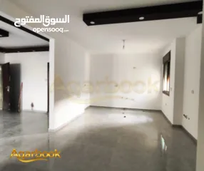  3 شقة مميزة للبيع في عين منجد شارع حنا نقارة – قرب مدرسة بال إنترناشونال